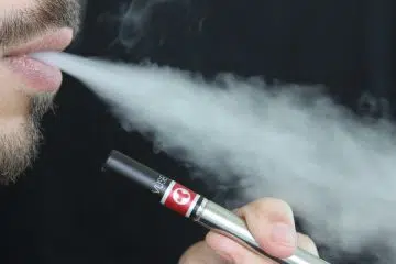 Comment la cigarette électronique aide à l'arrêt du tabac.