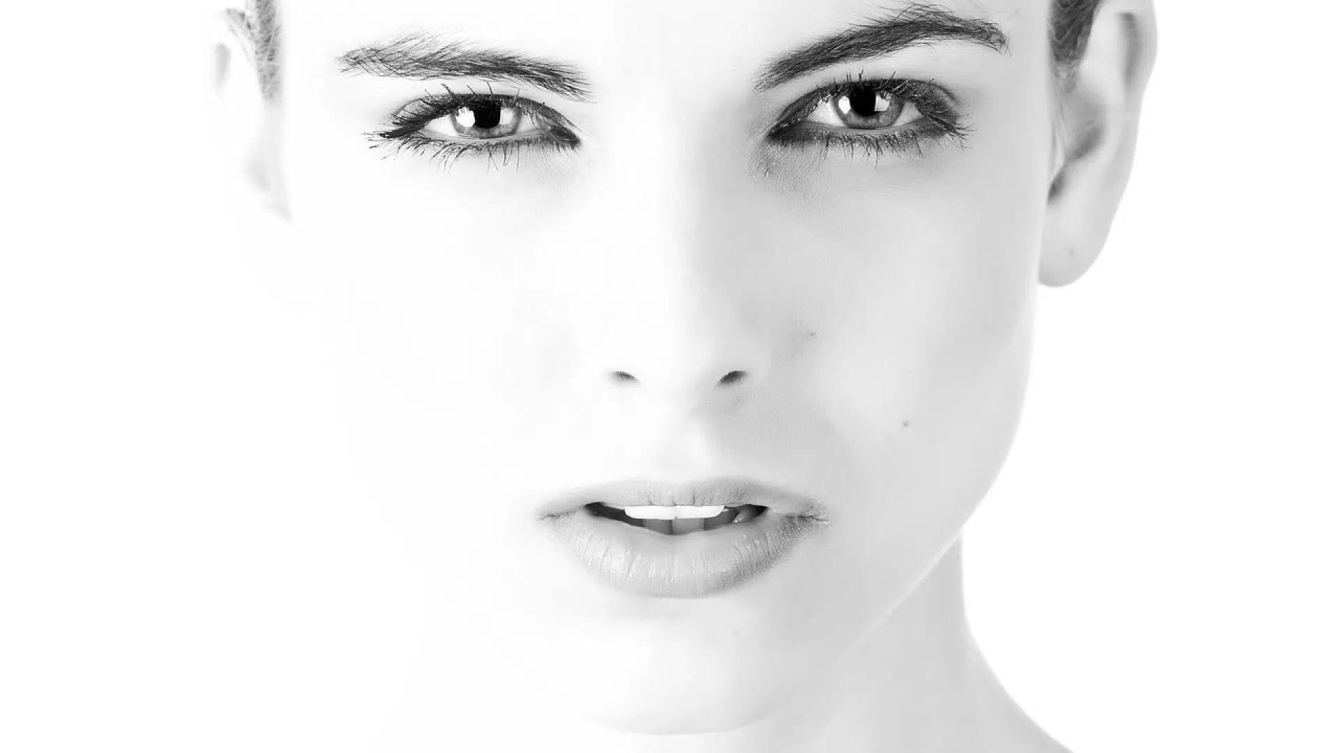 La chirurgie esthétique du visage et du regard : comment la réussir ?